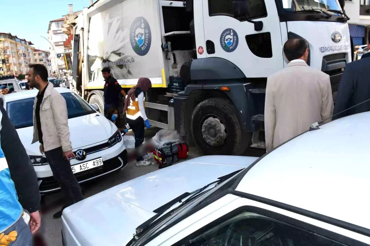 Samsun\'da Çöp Kamyonunun Altında Kalan Yaşlı Adam Hayatını Kaybetti