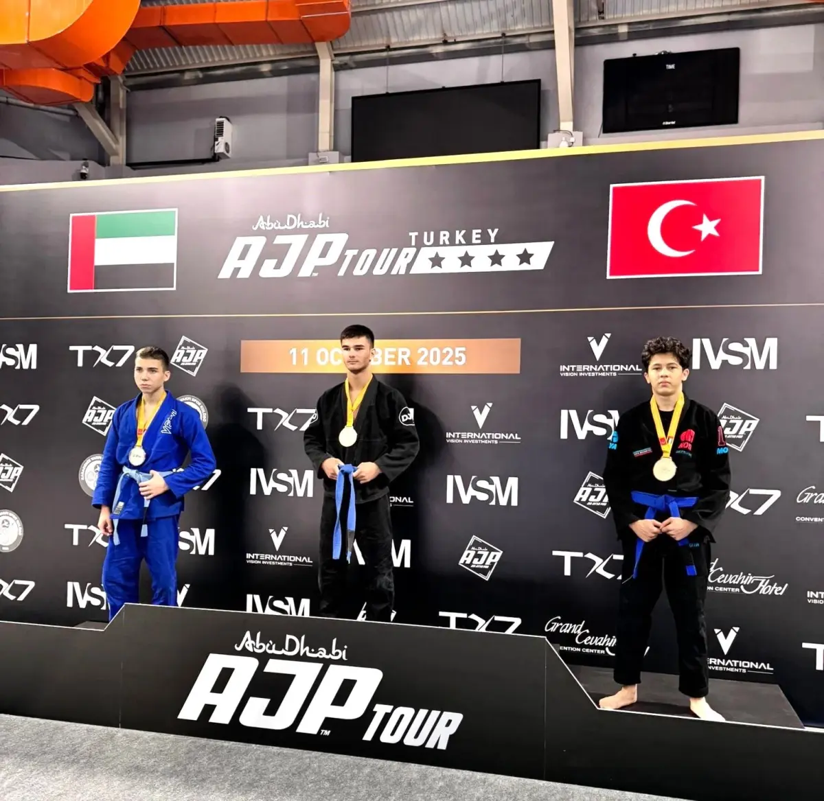 Deniz Turan, Jiu-Jitsu\'da Altın ve Gümüş Madalya Kazandı