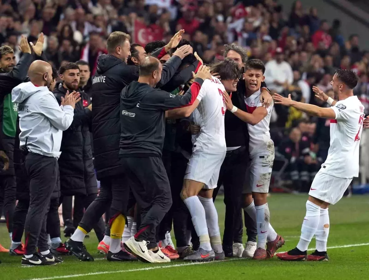 Türkiye 3-0 Önde!
