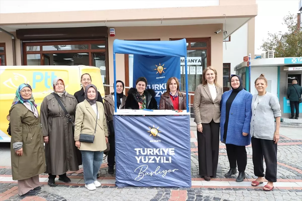 AK Parti Edirne Kadın Kolları Üye Kayıtlarına Devam Ediyor