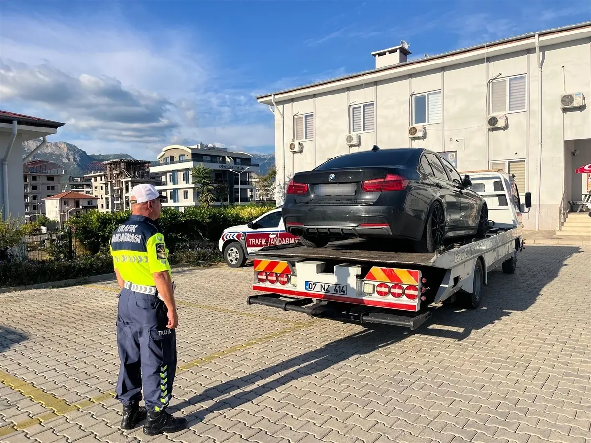 Alanya\'da Drift Yapan Sürücüye 92 Bin Ceza