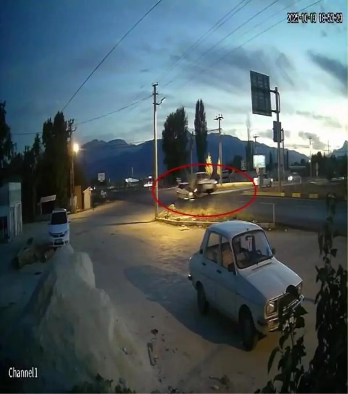 Antalya\'da Kaza: 4 Yaralı