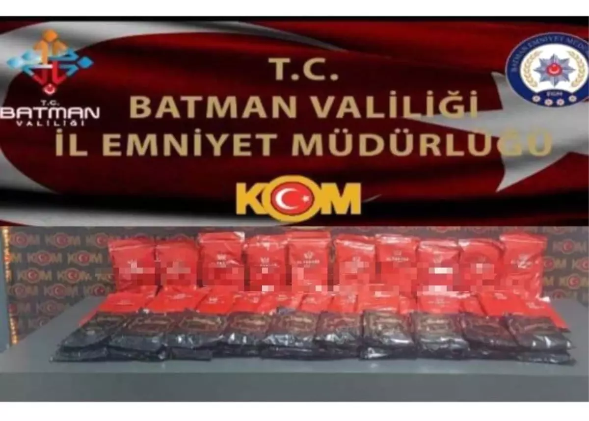 Batman\'da 44 kg Gümrük Kaçağı Tütün Ele Geçirildi