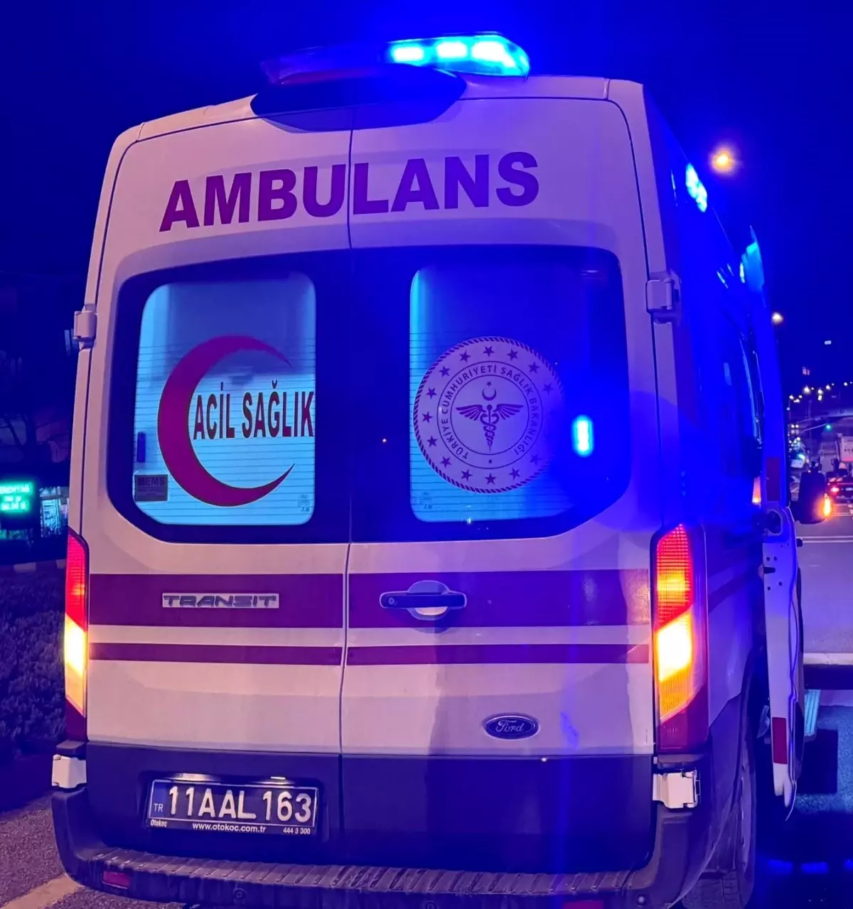 Bilecik\'te Motosiklet-Kamyonet Kazası: 1 Yaralı