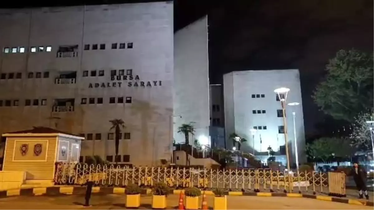 Bursa\'da Rüşvet ve Kara Para Aklama Operasyonu: 22 Gözaltı, 15 Tutuklama