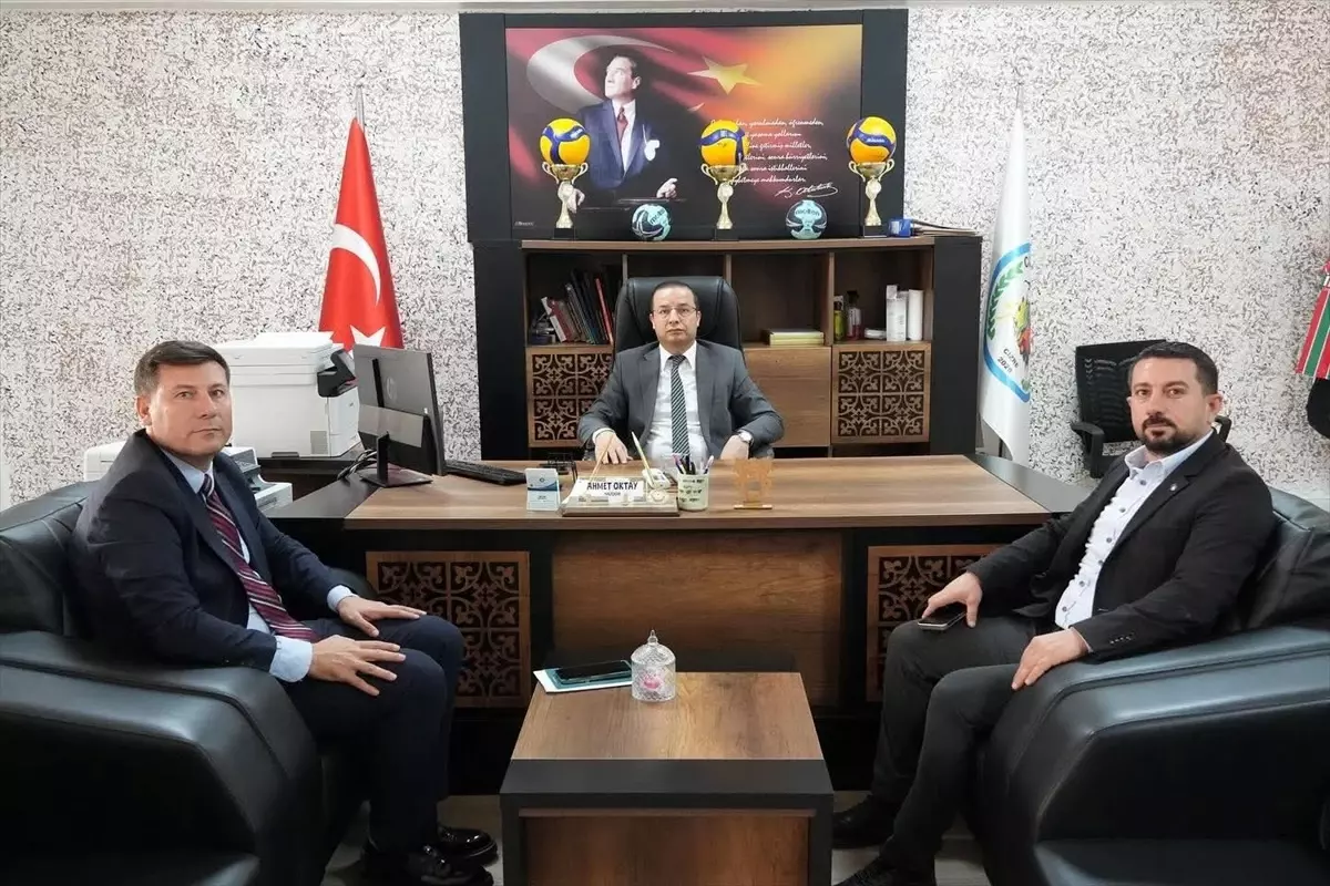 Kaymakam Baycar Cizre Spor Lisesini Ziyaret Etti