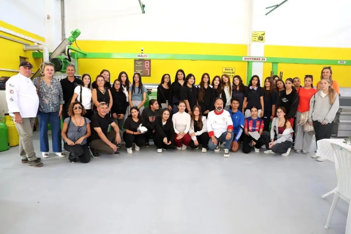 Didim\'de 7. Geleneksel Uluslararası Zeytin Festivali Coşkuyla Gerçekleşti