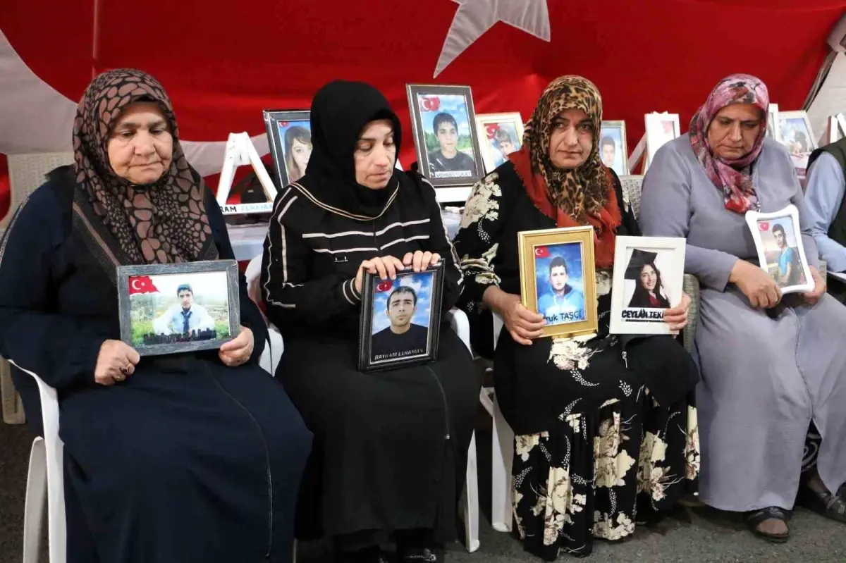 Diyarbakır\'da Evlat Nöbeti Devam Ediyor