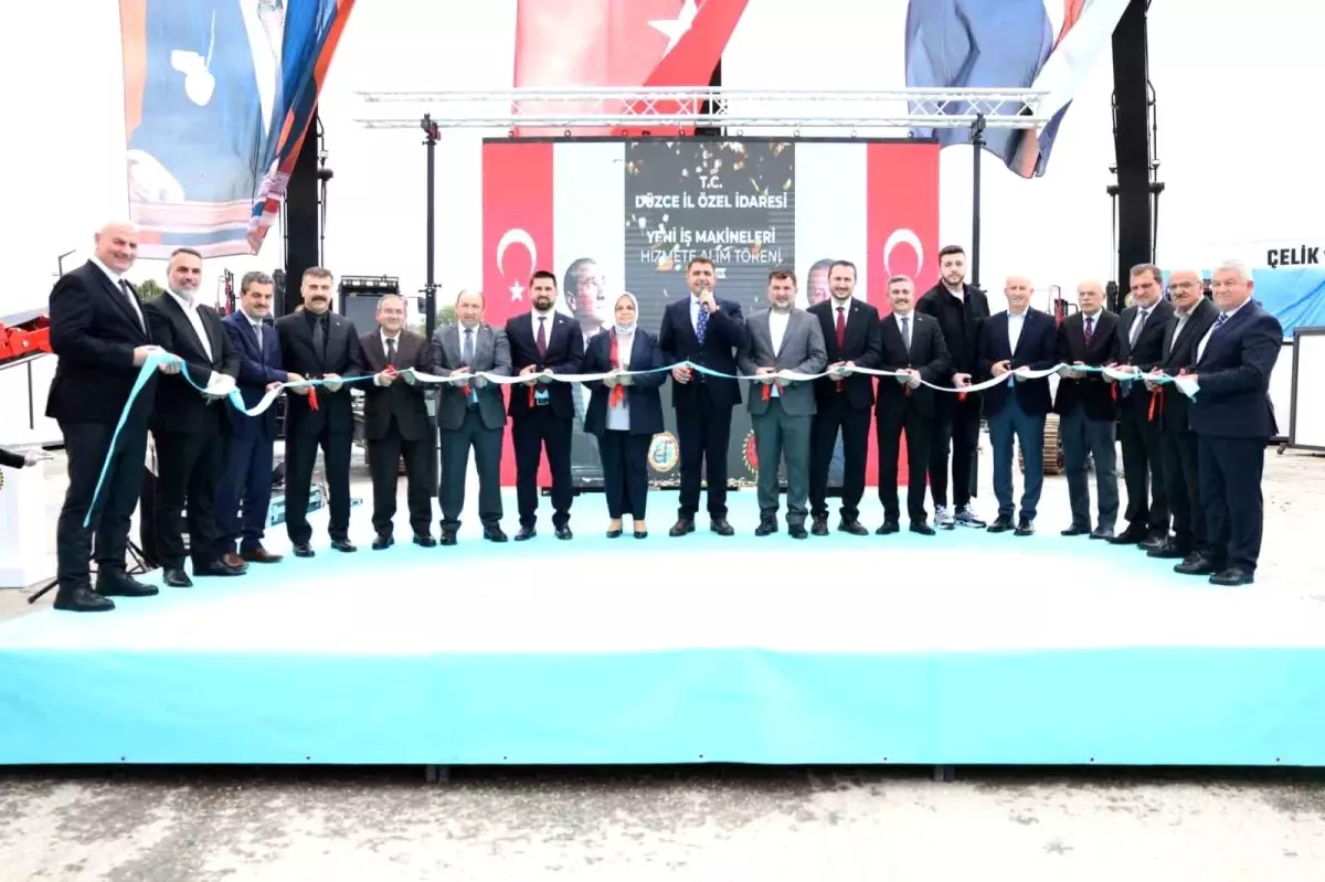 Düzce\'ye 24 Yeni İş Makinesi!