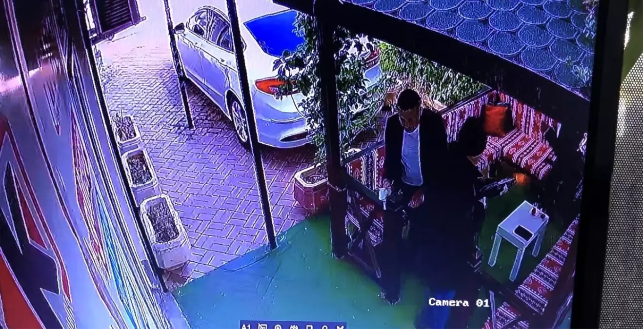 Gazeteci Koca\'ya Pompalı Tüfekli Saldırı