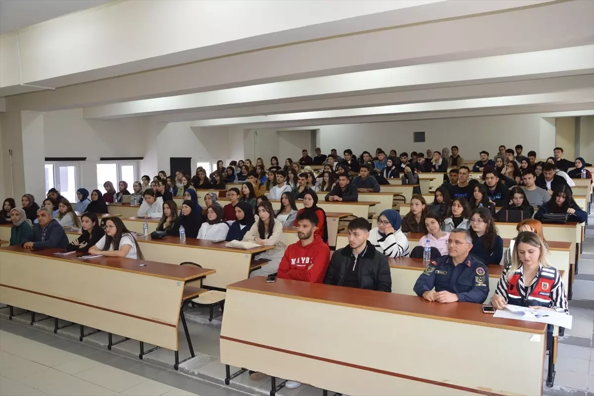 OMÜ\'de Narkotik ve Siber Suçlar Eğitimi