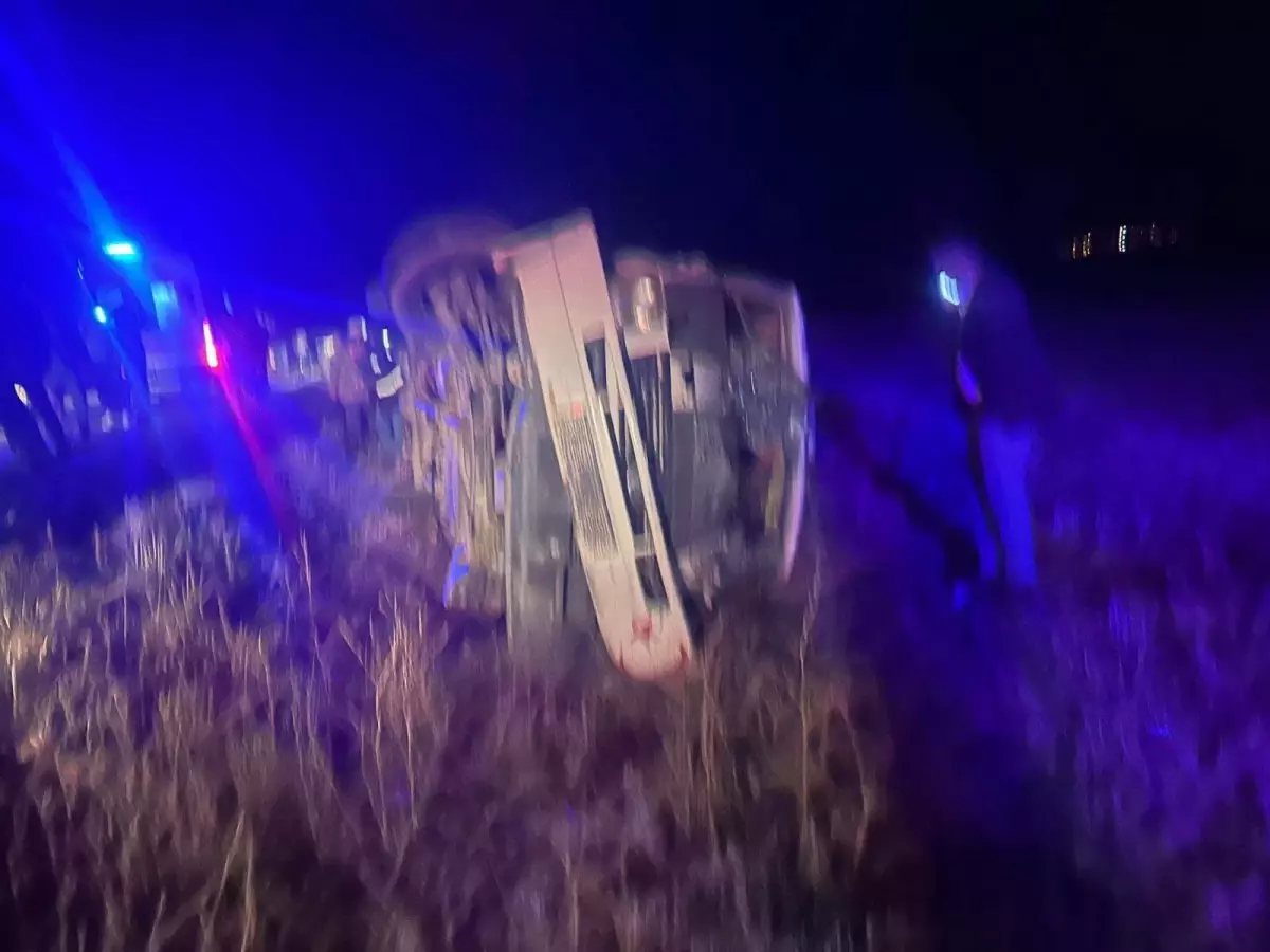 Kadınhanı\'nda Tarım İşçilerini Taşıyan Minibüs Kazası