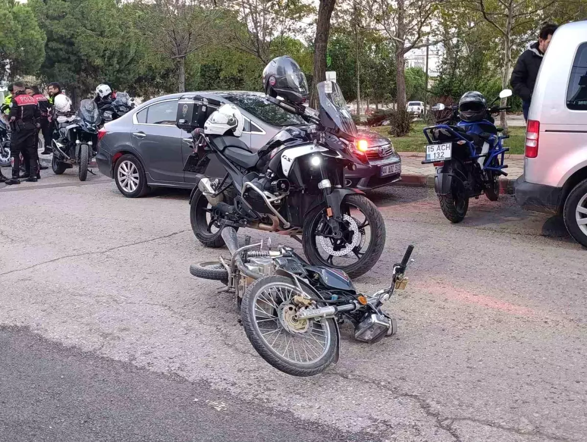 Ehliyetsiz Motosiklet Sürücüsü Yakalandı