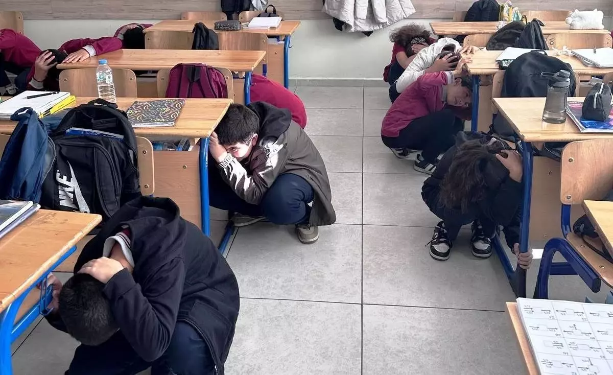 Keban\'da Tahliye Tatbikatı