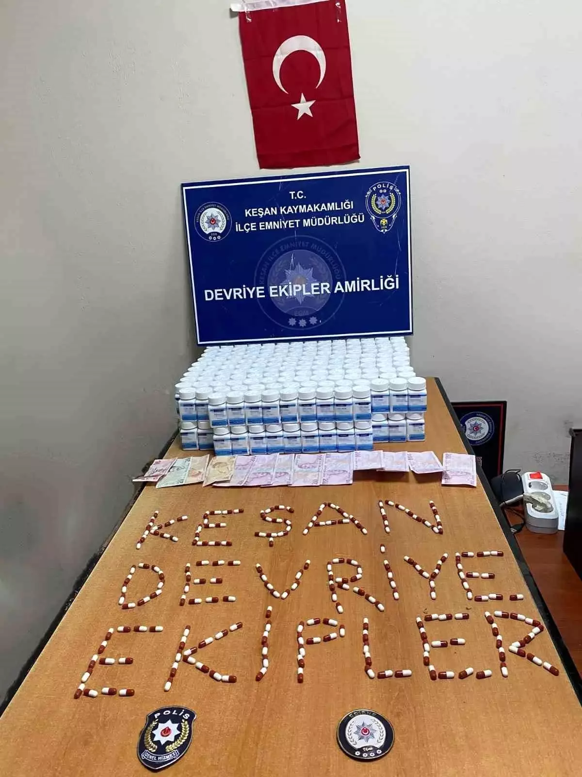 Keşan\'da Park Halindeki Araçta Uyuşturucu Ele Geçirildi, 1 Gözaltı