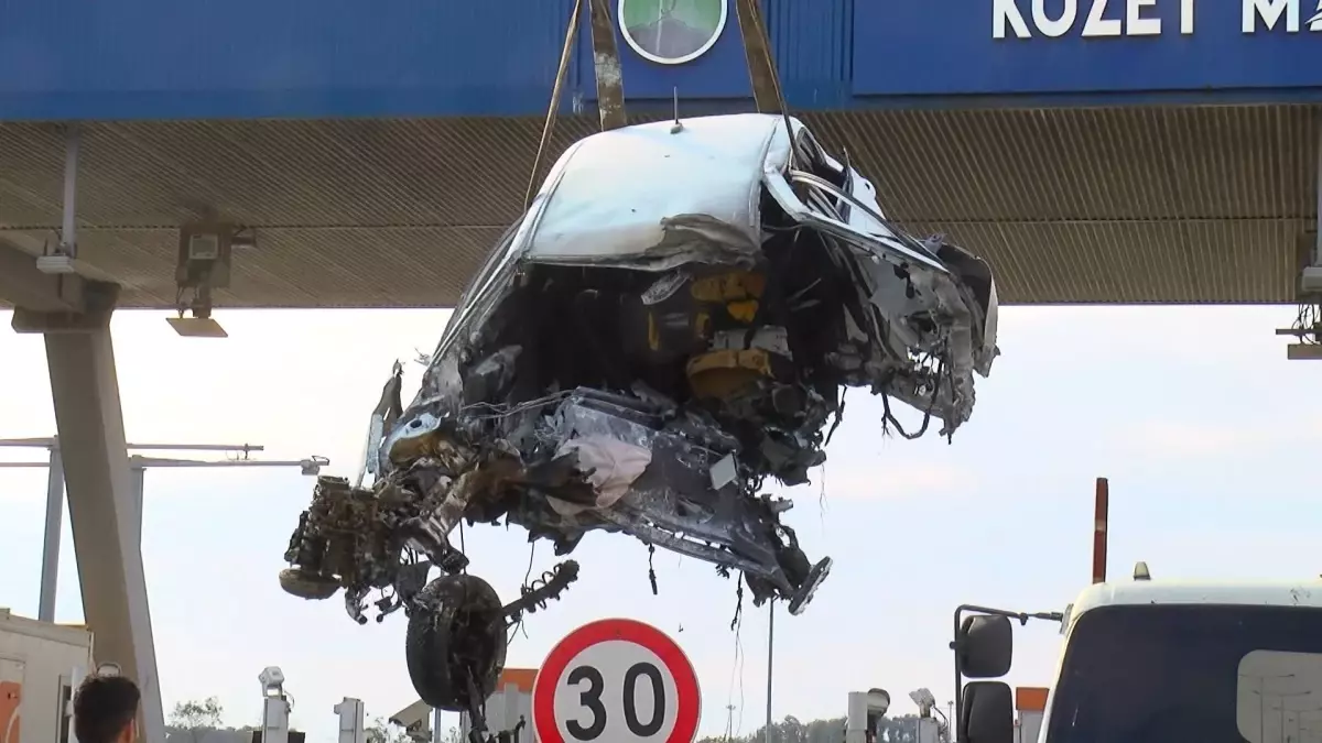 Arnavutköy\'de kaza: Sürücü hayatını kaybetti