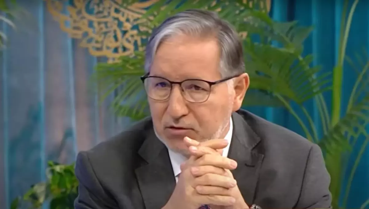 Mustafa Karataş\'a zor soru: Kızım ateist biriyle evlenmek istiyor, ne yapmalıyım?