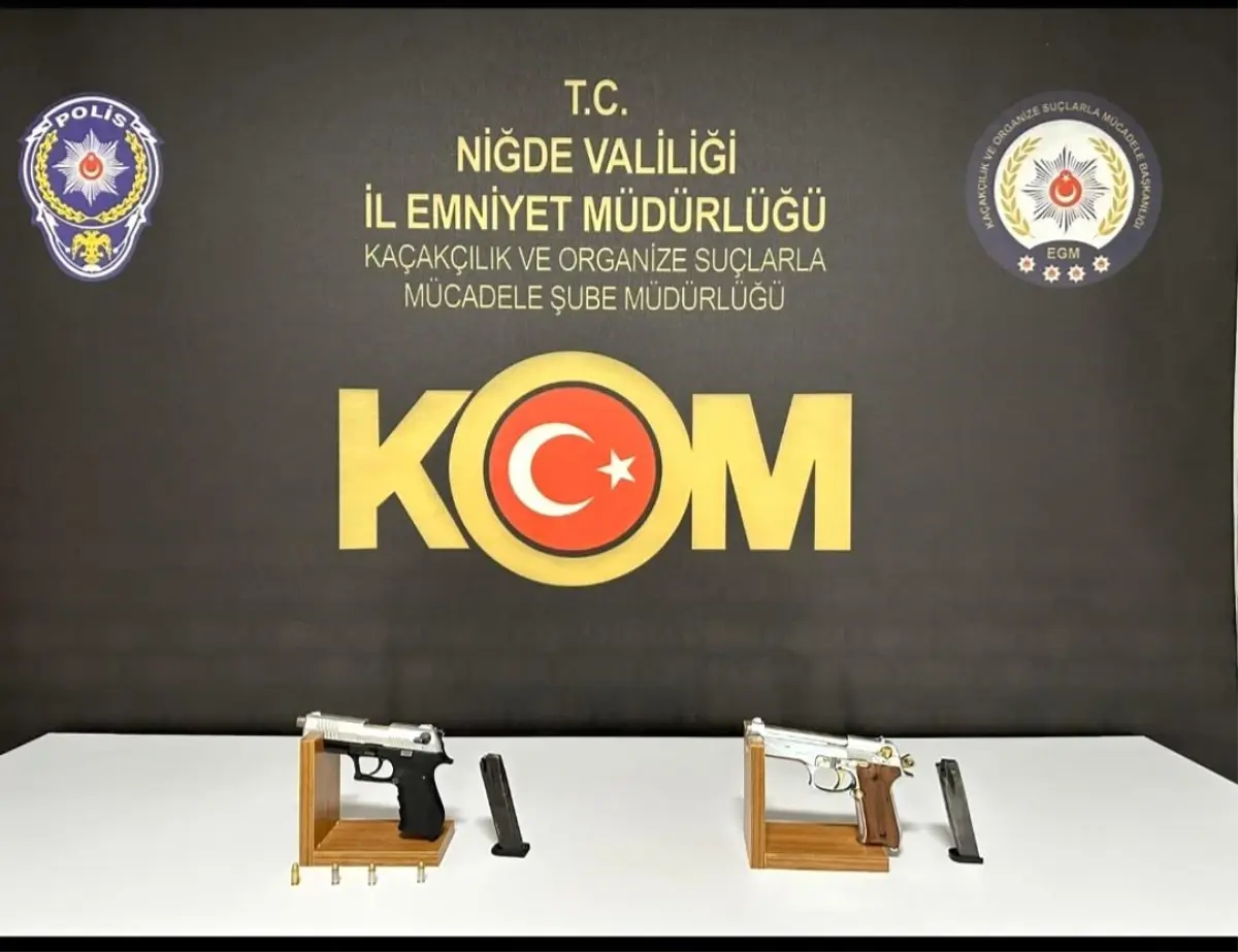 Niğde\'de Kaçakçılık Operasyonu: 5 Gözaltı