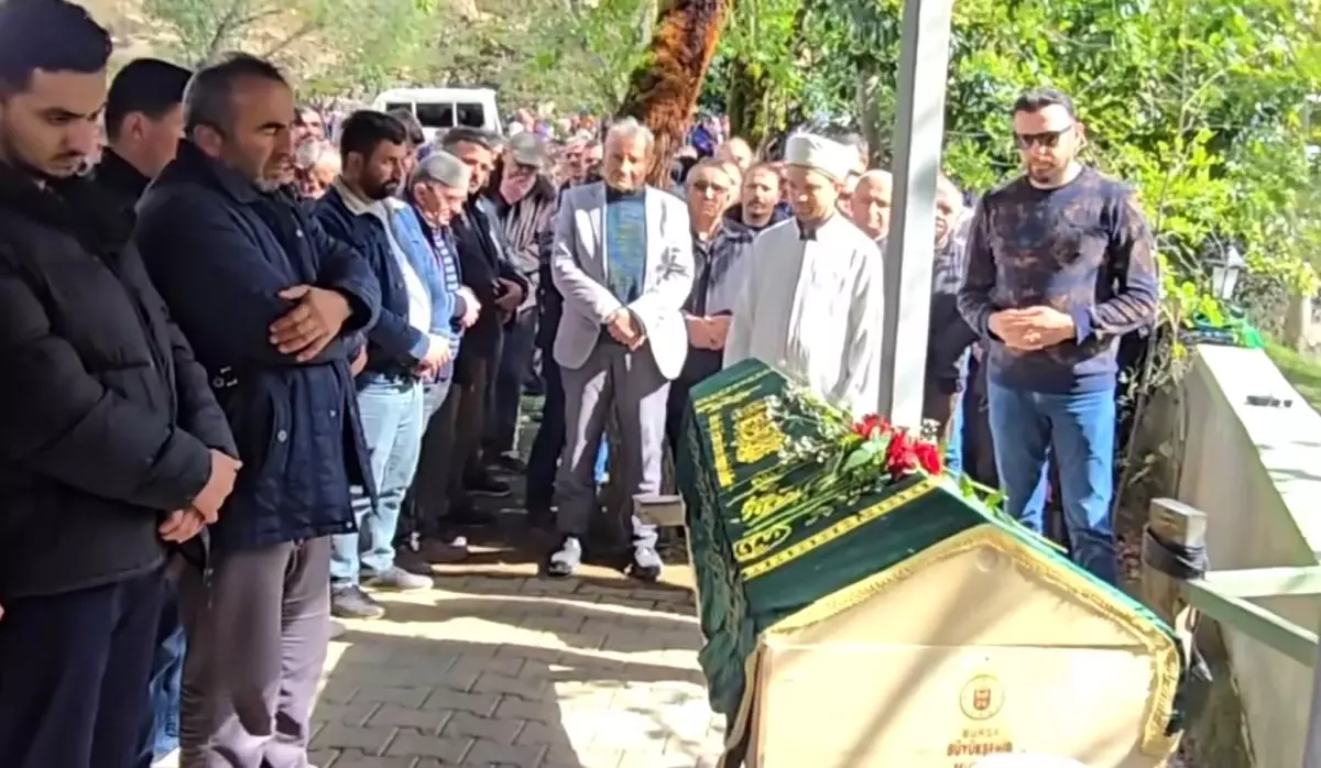 Yüksel Kader Kalp Krizinden Hayatını Kaybetti