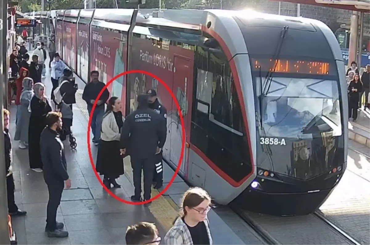 Tramvay Kazasından Son Anda Kurtuldu