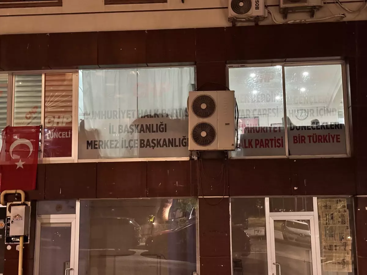 CHP Tunceli\'de Kutuplaşma Protestosu