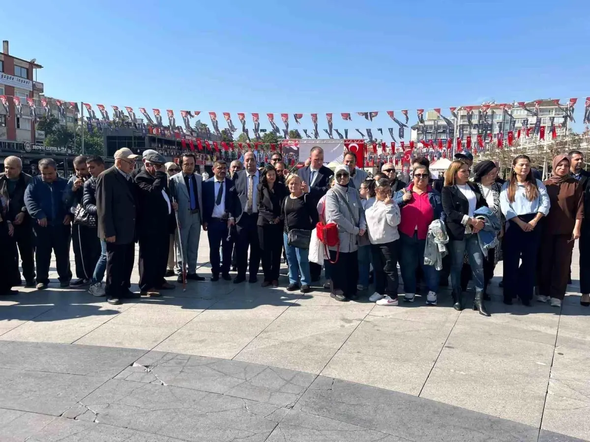 Dünya Beyaz Baston Görme Engelliler ve Güvenlik Günü\'nde Talepler Sunuldu