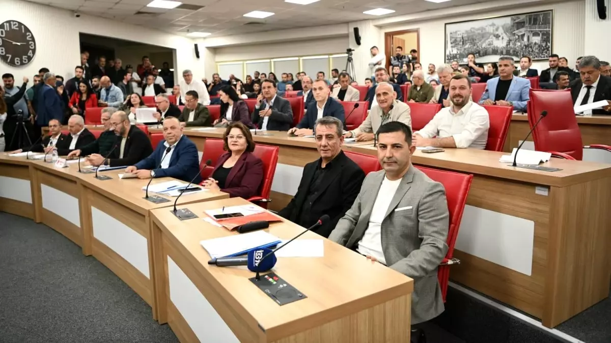 Kuşadası Belediye Başkanı Günel, Yeni Kararları Değerlendirdi