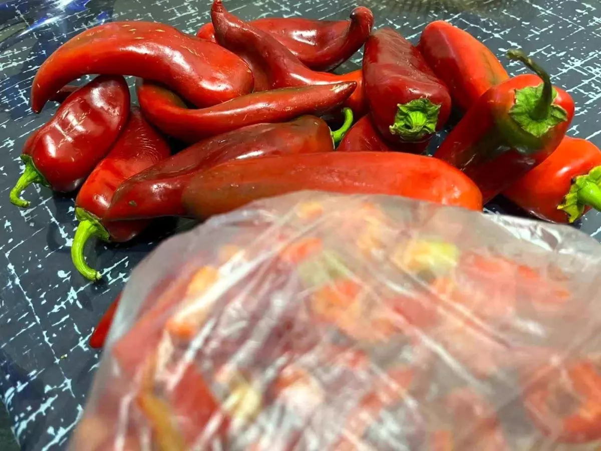 Bayburt\'ta Kadınlar Kış Hazırlığındaydı