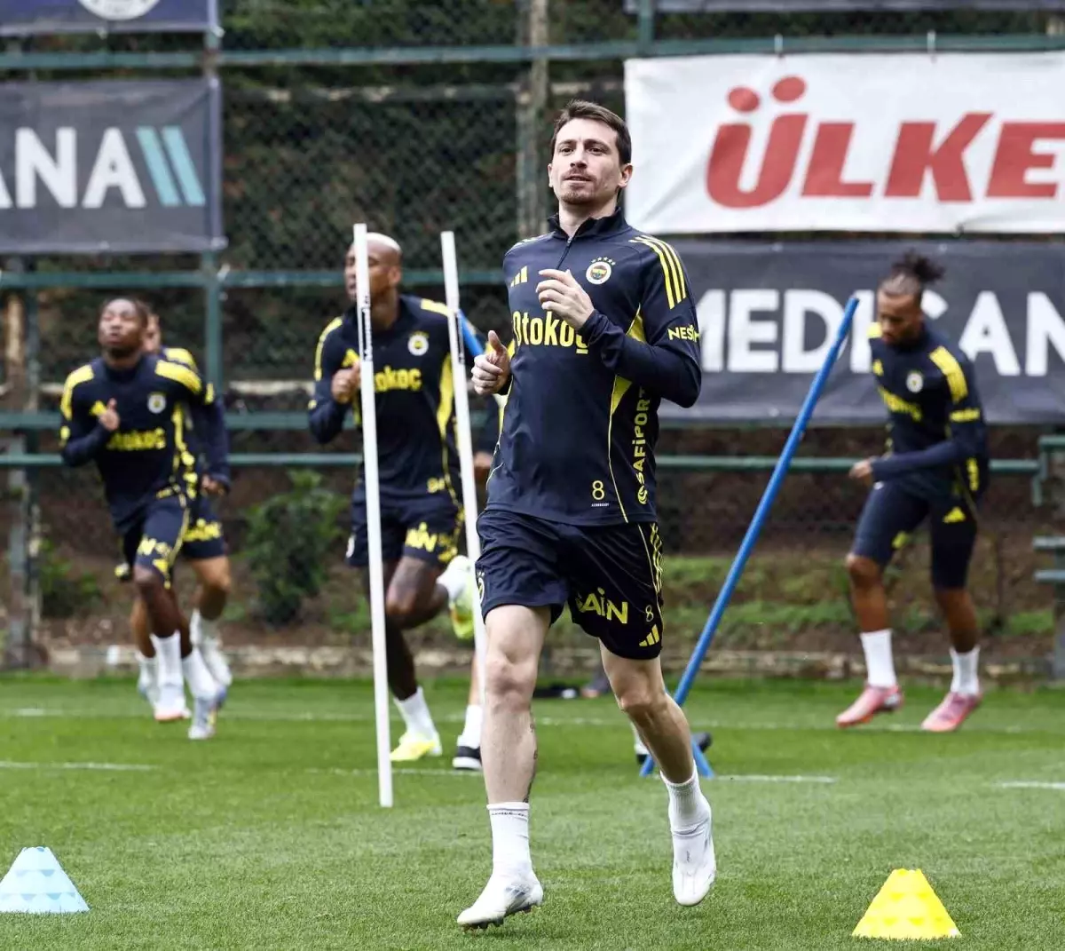 Fenerbahçe, Karagümrük Maçına Hazırlanıyor