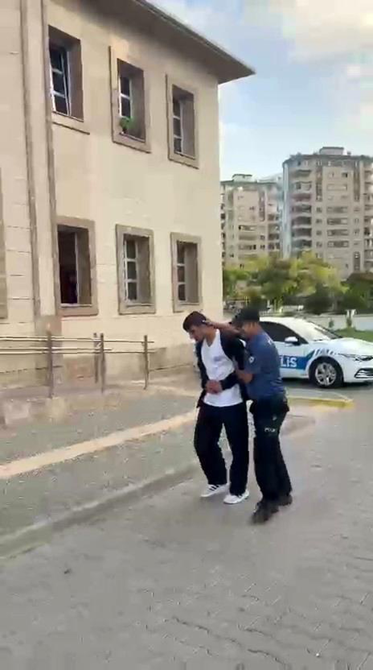 27 Yıl Hapis Cezası Olan Hükümlü Adana\'da Yakalandı