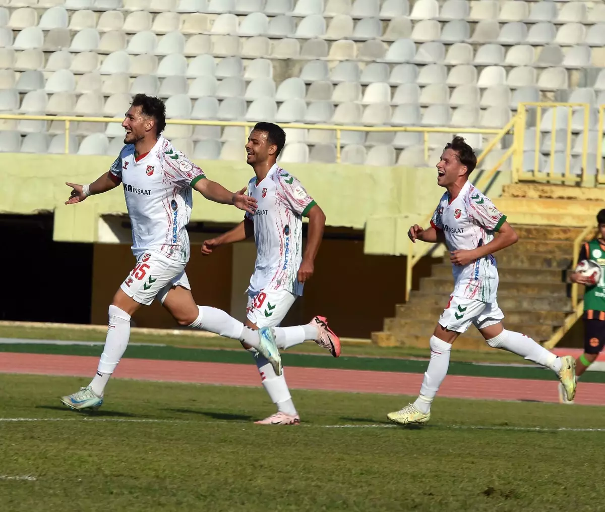 Karşıyaka, Yasin Uzunoğlu\'nun Bonservisini Almak İstiyor