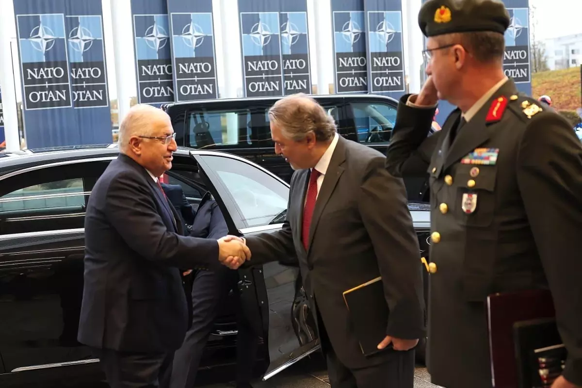 Bakan Güler NATO Toplantısı İçin Brüksel\'de