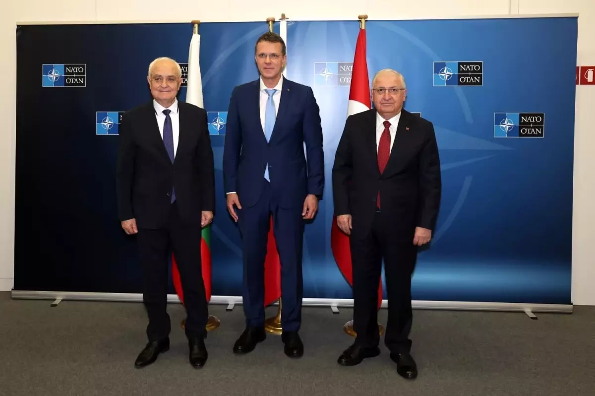 Güler\'den Brüksel\'de Üçlü Görüşme