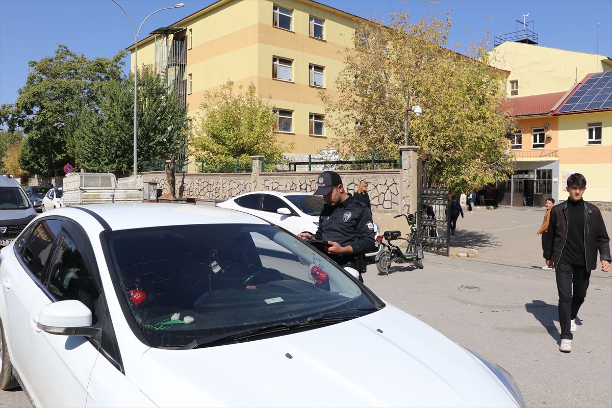Muş\'ta Okullarda Güvenlik Tedbirleri Devam Ediyor