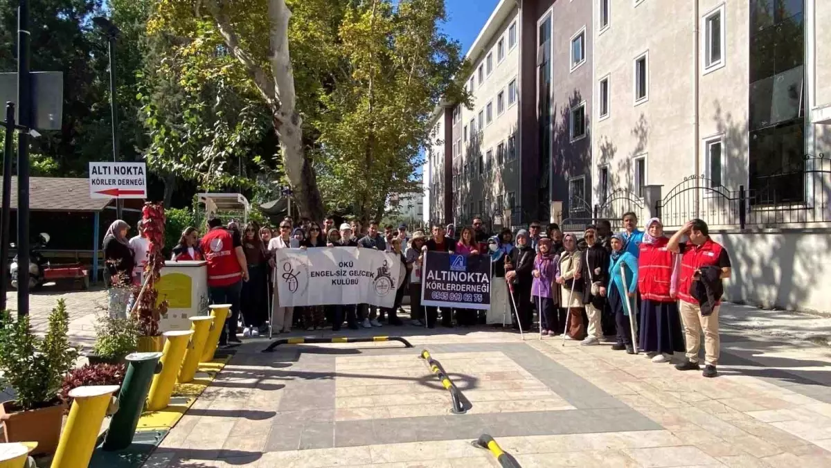 Osmaniye\'de \'Beyaz Baston Görme Engelliler Günü\'nde farkındalık yürüyüşü düzenlendi