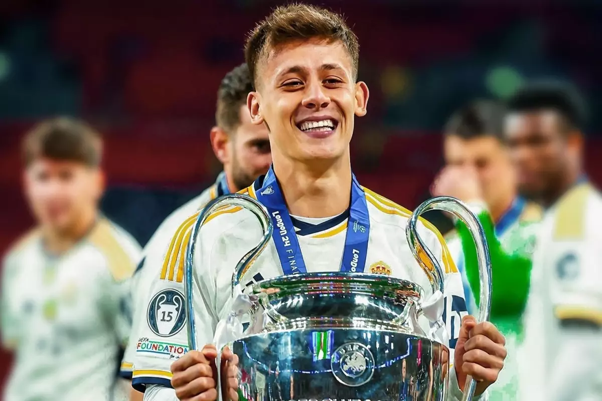 Real Madrid\'de Arda Güler\'in yanına bir Türk daha