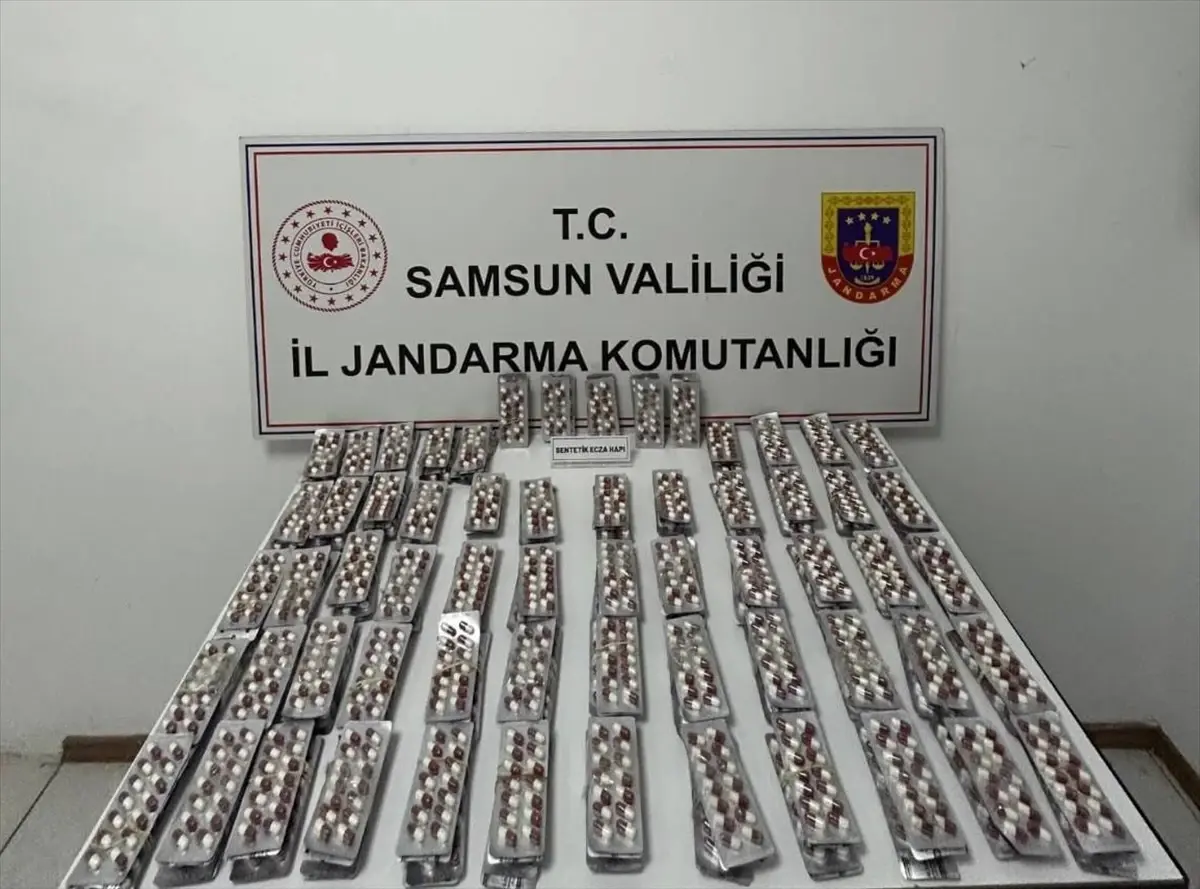 Samsun\'da 3 Bin 472 Uyuşturucu Hap Ele Geçirildi