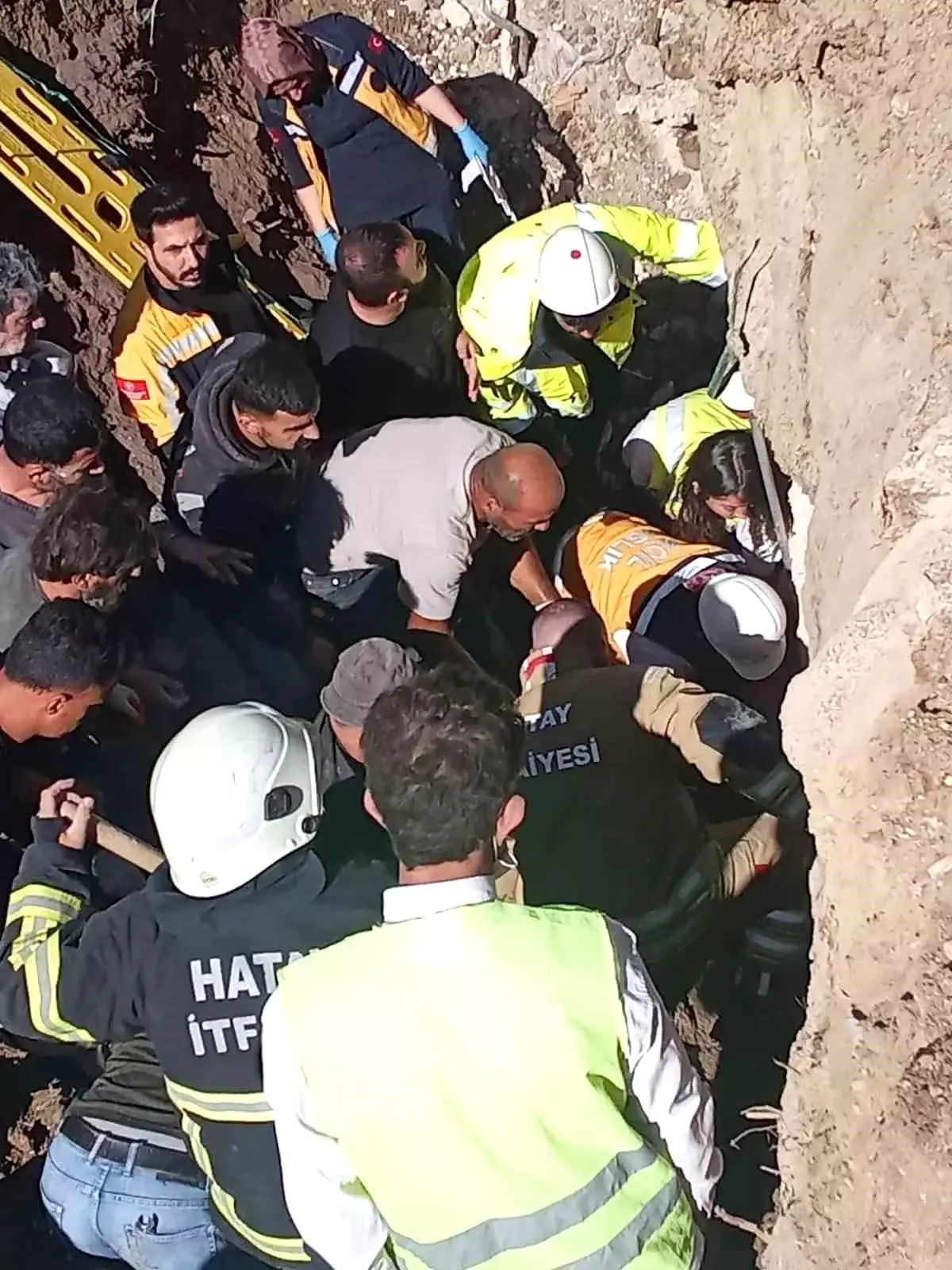 Hatay\'da Şantiye Alanında Göçük: 1 İşçi Yaralandı