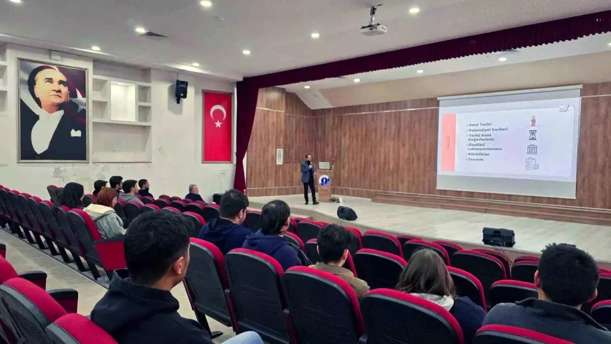 Talas Belediyesi\'nden Üniversite Öğrencilerine Yönelik Oryantasyon Semineri