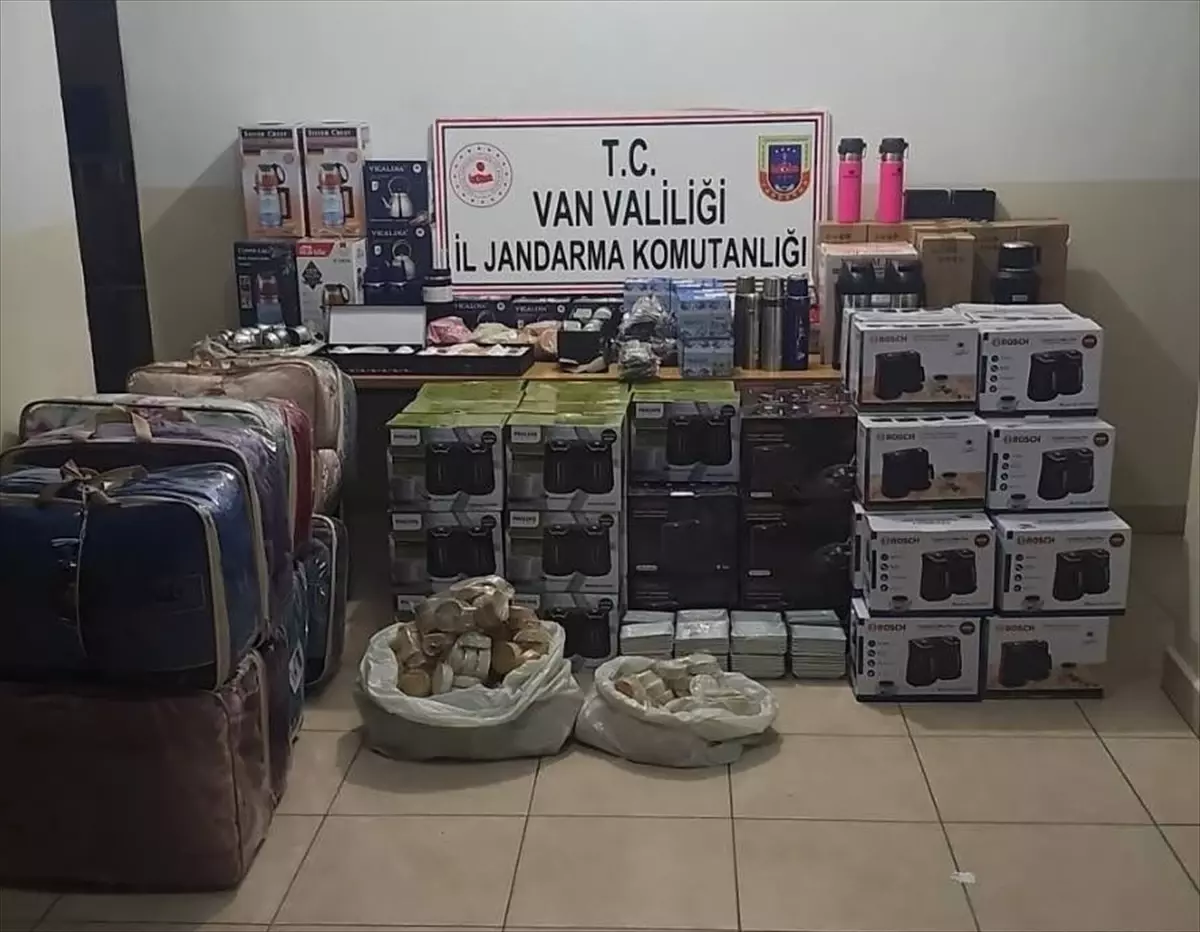 Van\'da Gümrük Kaçağı Malzemeler Ele Geçirildi