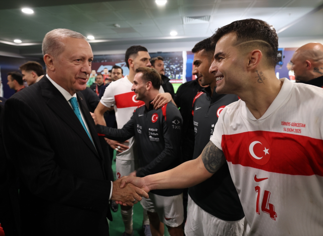 Yüzler gülüyor! Maç sonuna damga vuran anlar