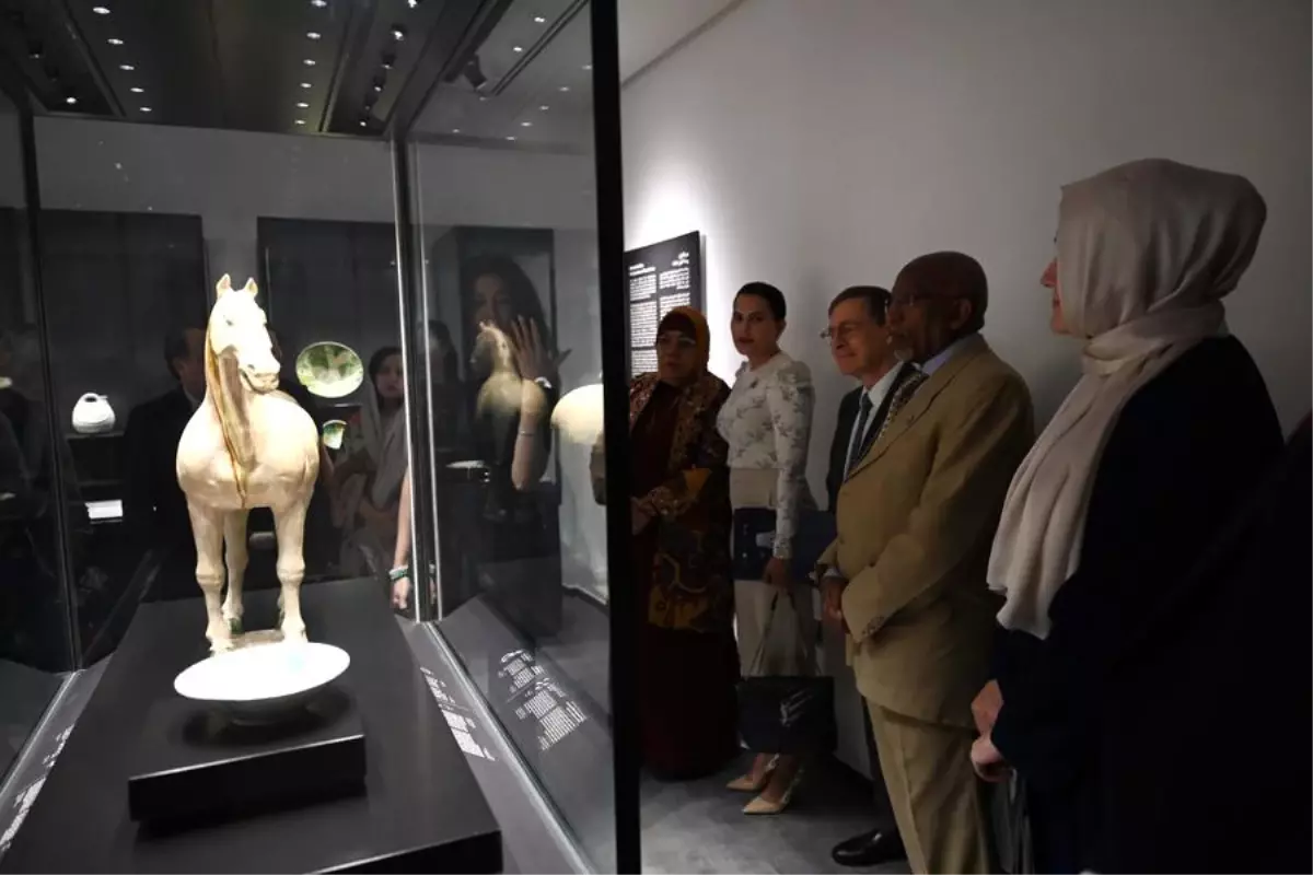 Kuveyt\'te Çin Sanat Sergisi Açıldı