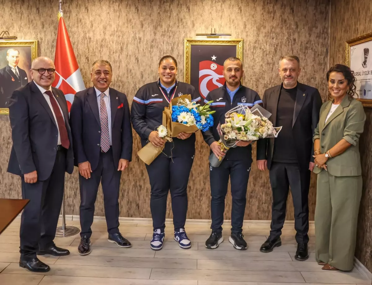 Havvanur Kethüda\'dan Trabzonspor Ziyareti