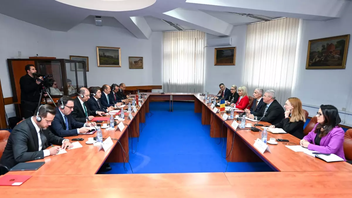Bakan Tunç Romanya\'da Görüştü