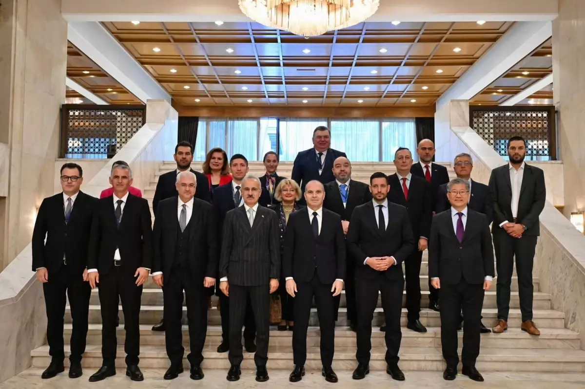 Uraloğlu, Sofya\'da Ulaştırma Konferansı\'na Katıldı
