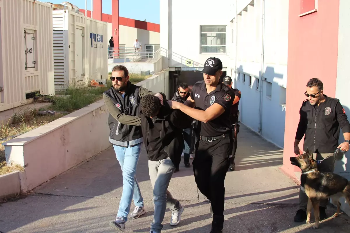 Bayğaralar Suç Örgütüne Baskın: 106 Gözaltı