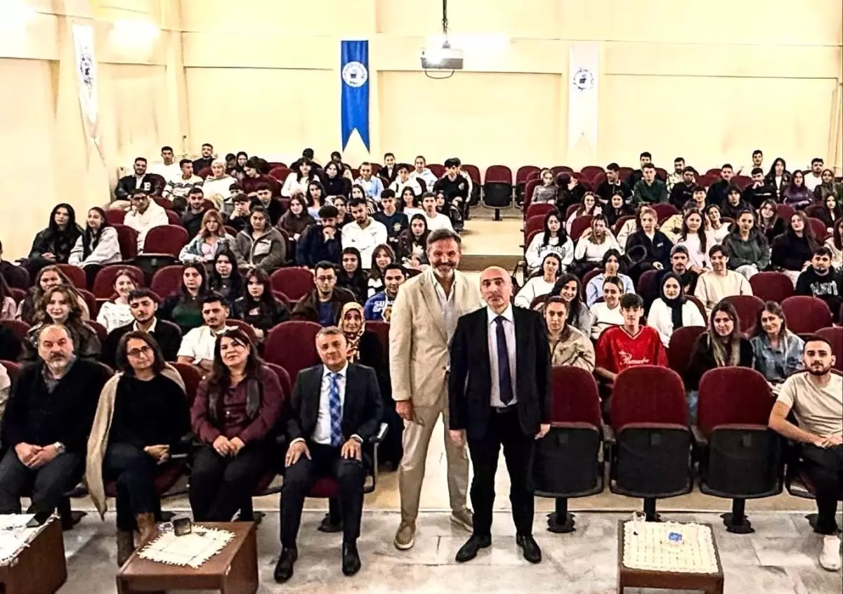 Kocasert\'ten Öğrencilere Dış Ticaret Dersi