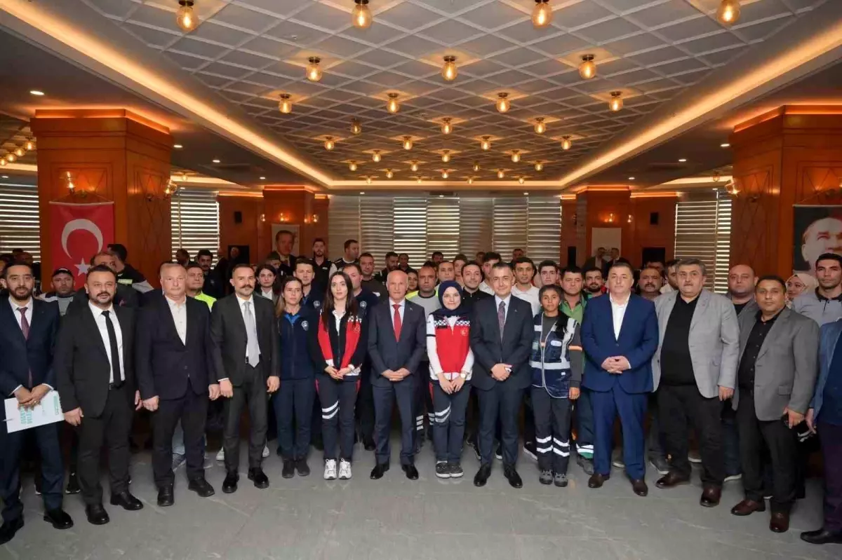 Esenyurt Belediyesi\'nde 3 Binin Üzerinde Çalışana Toplu İş Sözleşmesi