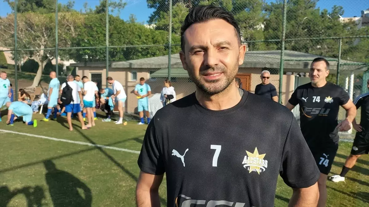 Eski Futbolcular Manavgat\'ta Buluştu