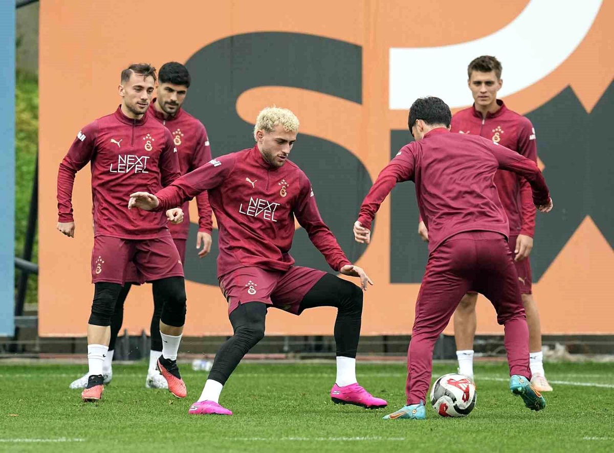 Galatasaray Maç Hazırlıklarına Devam Ediyor